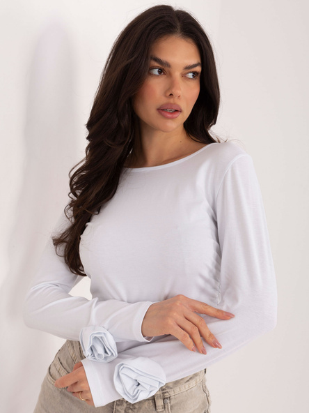 Biała krótka bluzka z drapowaniem