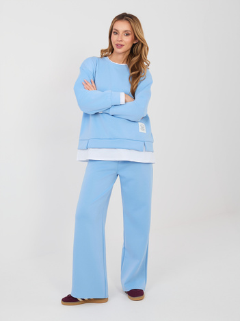 Pastelowy niebieski dresowy komplet z naszywką RUE PARIS