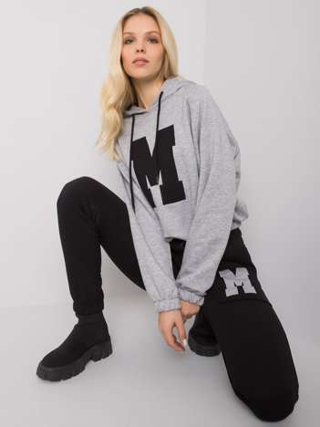Czarno-szary komplet z naszywką Danielle
