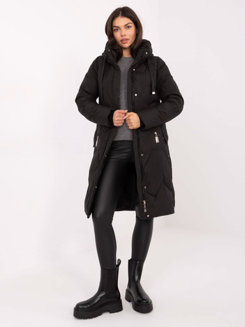 Czarna puchowa kurtka z pikowaniem