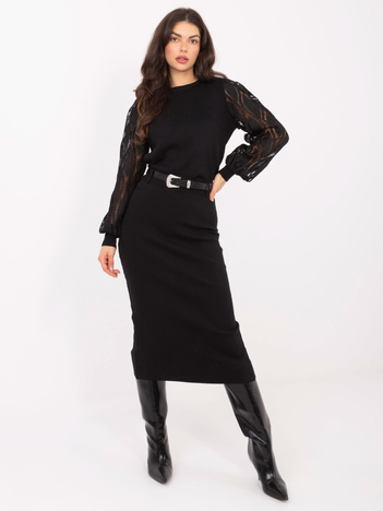 Czarna dzianinowa spódnica z paskiem