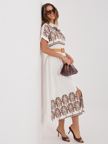 Brązowa koszulowa sukienka z haftem