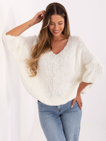 Ecru damski sweter oversize z rękawem 3/4