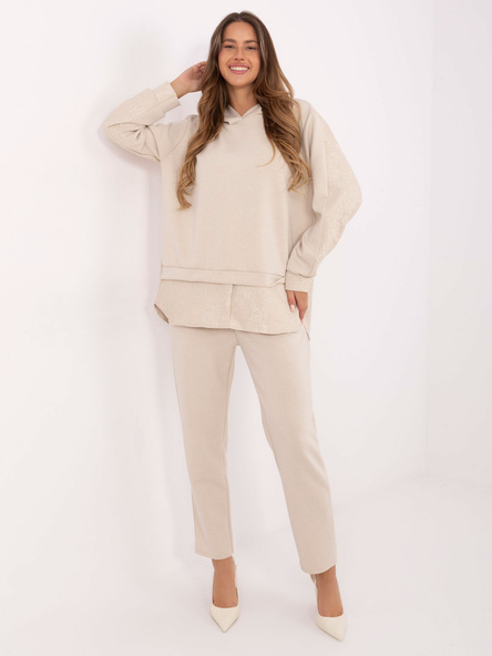 Jasnobeżowy damski komplet z bluzą z kapturem
