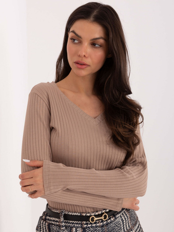 Ciemnobeżowa bluzka basic z dekoltem V RUE PARIS