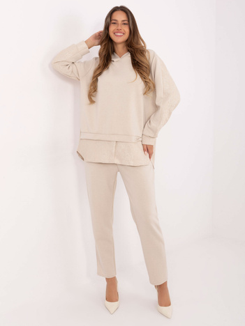 Jasnobeżowy damski komplet z bluzą z kapturem
