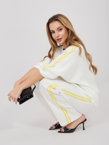 Ecru dwuczęściowy komplet z bluzą oversize RUE PARIS