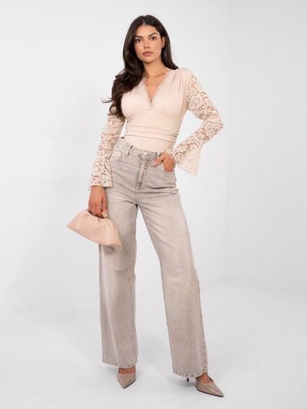 Beżowe eleganckie body z zapięciem na haftki