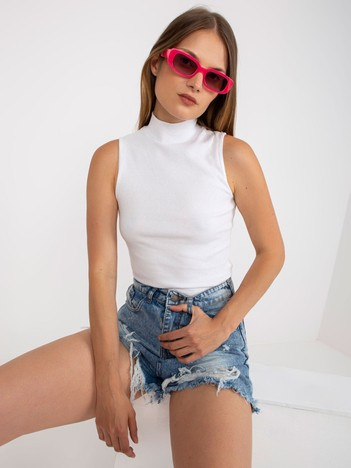 Biały top basic w prążki z półgolfem RUE PARIS