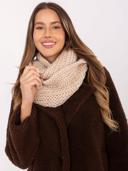 Beżowy damski komin o grubym splocie