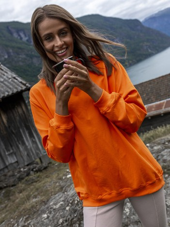 Pomarańczowa dresowa bluza basic Twist