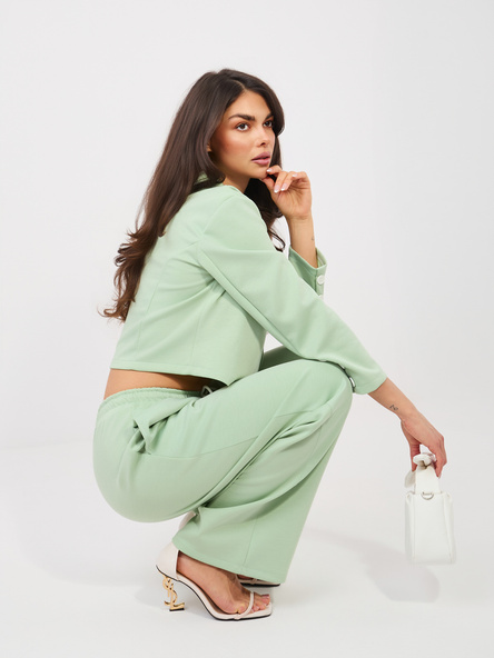 Pistacjowy dwurzędowy komplet z miękkiego materiału RUE PARIS