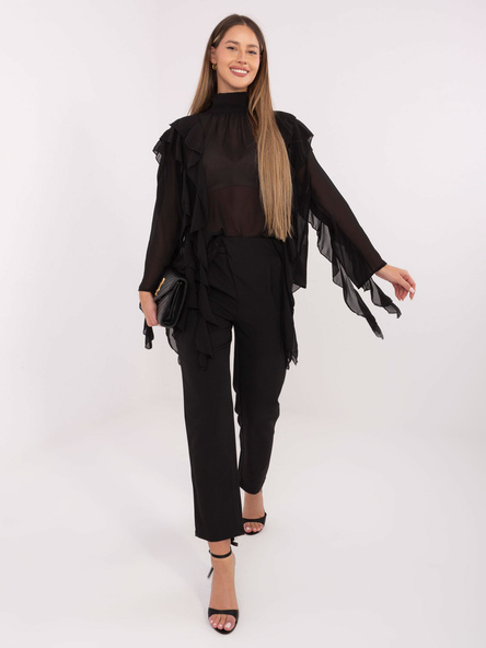 Czarna elegancka bluzka z kaskadowymi falbanami