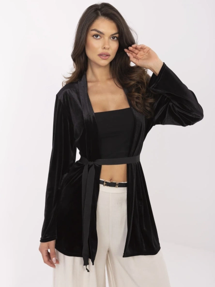 Czarna welurowa narzutka z paskiem