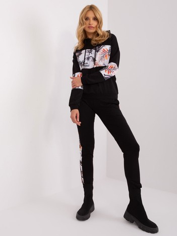 Czarny dwuczęściowy komplet dresowy z nadrukiem
