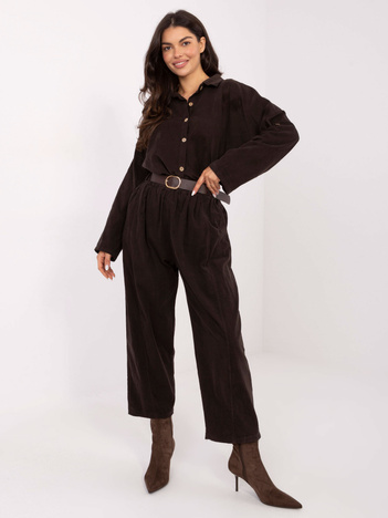 Ciemnobrązowe sztruksowe spodnie z paskiem