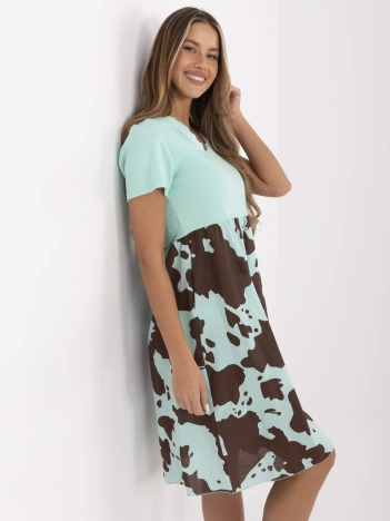 Miętowa rozkloszowana sukienka z bawełny