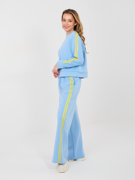 Jasnoniebieski casualowy komplet z lampasami RUE PARIS