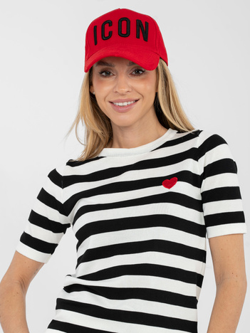 Czarny sweter z haftem w kształcie serca