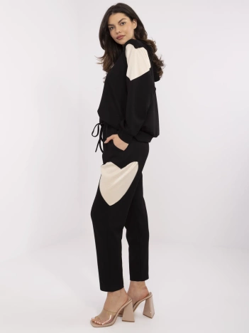 Czarny casualowy komplet damski ze spodniami