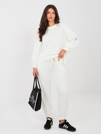 Ecru dresowy komplet z bluzą bez kaptura