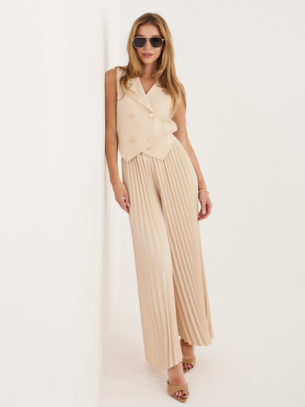 Beżowy damski garnitur z dwurzędową kamizelką