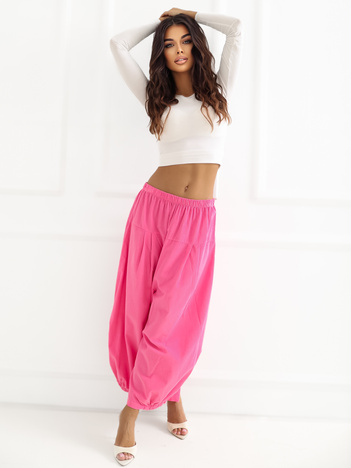 Ciemnoróżowe sztruksowe spodnie alladynki bez zapięcia