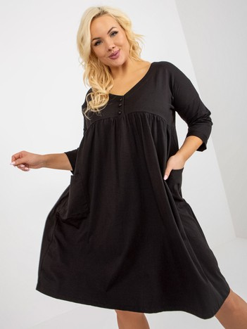 Czarna rozkloszowana sukienka plus size basic z kieszeniami