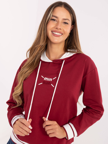 Bordowa dresowa bluza z haftem