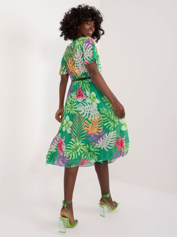 Zielona sukienka z roślinnym nadrukiem