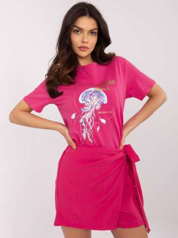Fuksjowy bawełniany t-shirt z napisem