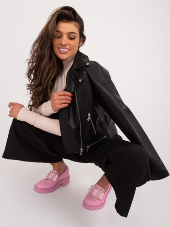 Czarna kurtka ramoneska ze skóry ekologicznej