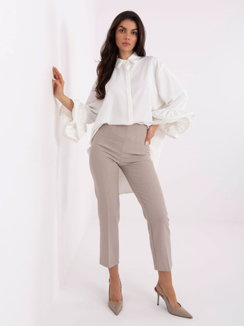 Ecru długa koszula z rozkloszowanymi rękawami