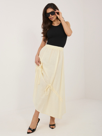 Jasnożółta letnia spódnica ze ściągaczami