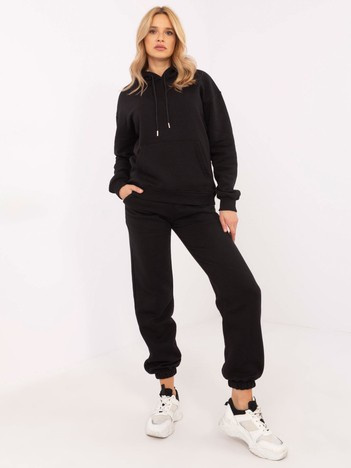 Czarny dresowy komplet basic o kroju oversize
