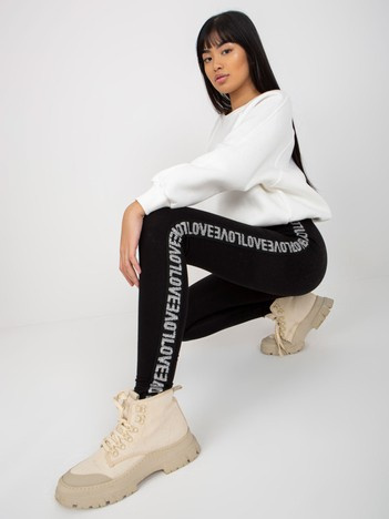 Czarne legginsy casualowe z napisami po bokach