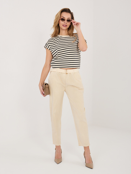 Jasnobeżowe damskie spodnie cigarette z sztruksu