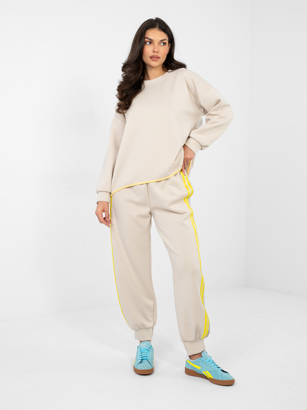 Jasnobeżowy damski komplet z bluzą oversize RUE PARIS