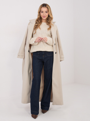 Jasnobeżowy sweter oversize w jednolitym kolorze