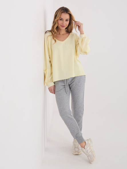 Jasnożółta bawełniana bluzka z dekoltem V
