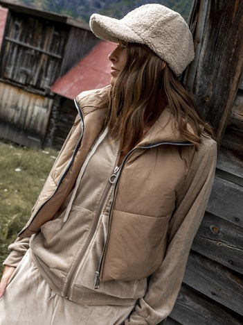 Jasnobrązowa pikowana kamizelka puchowa OCH BELLA