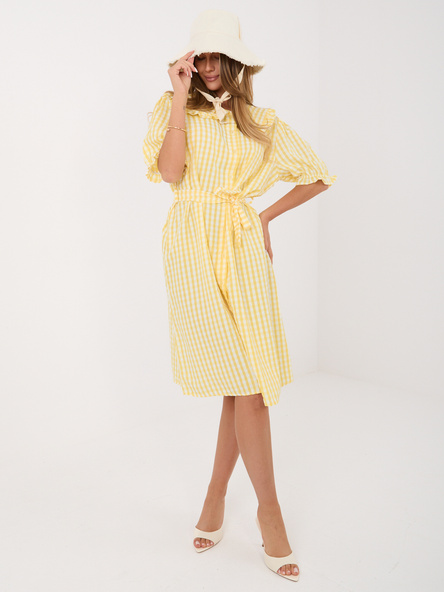 Jasnożółta letnia sukienka z bufiastymi rękawami