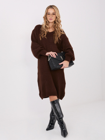 Ciemnobrązowa sweterkowa sukienka oversize