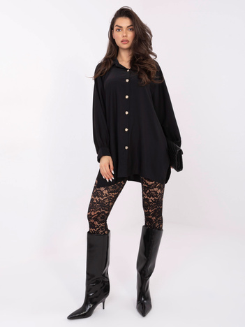 Czarna długa koszula z ozdobnymi guzikami
