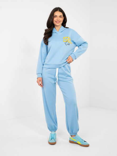 Pastelowy niebieski komplet z napisem na bluzie RUE PARIS