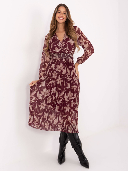 Burgundowa rozkloszowana sukienka z paskiem