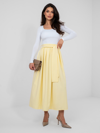 Pastelowa żółta rozkloszowana spódnica w paski