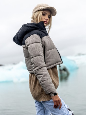 Czarno-beżowa krótka kurtka zimowa z kieszeniami