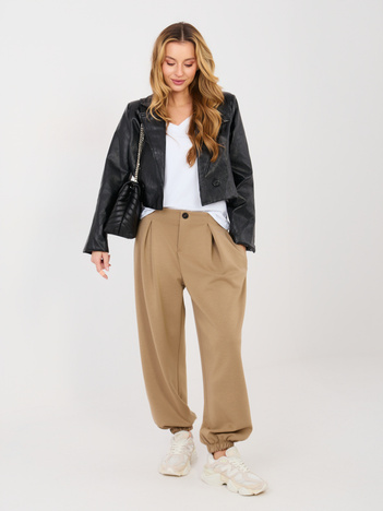 Ciemnobeżowe dresowe spodnie typu joggery